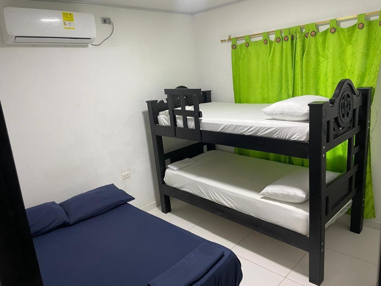 Cabanas Melany Coveñas 外观 照片